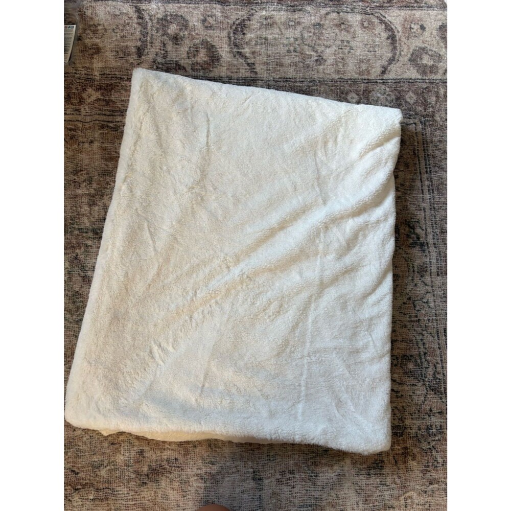 Max Studio Cream Plush Throw Blanket - Soft Neutral